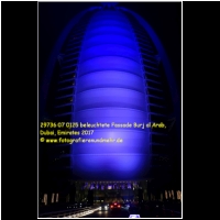 29736 07 0125 beleuchtete Fassade Burj al Arab, Dubai, Emirates 2017.jpg
